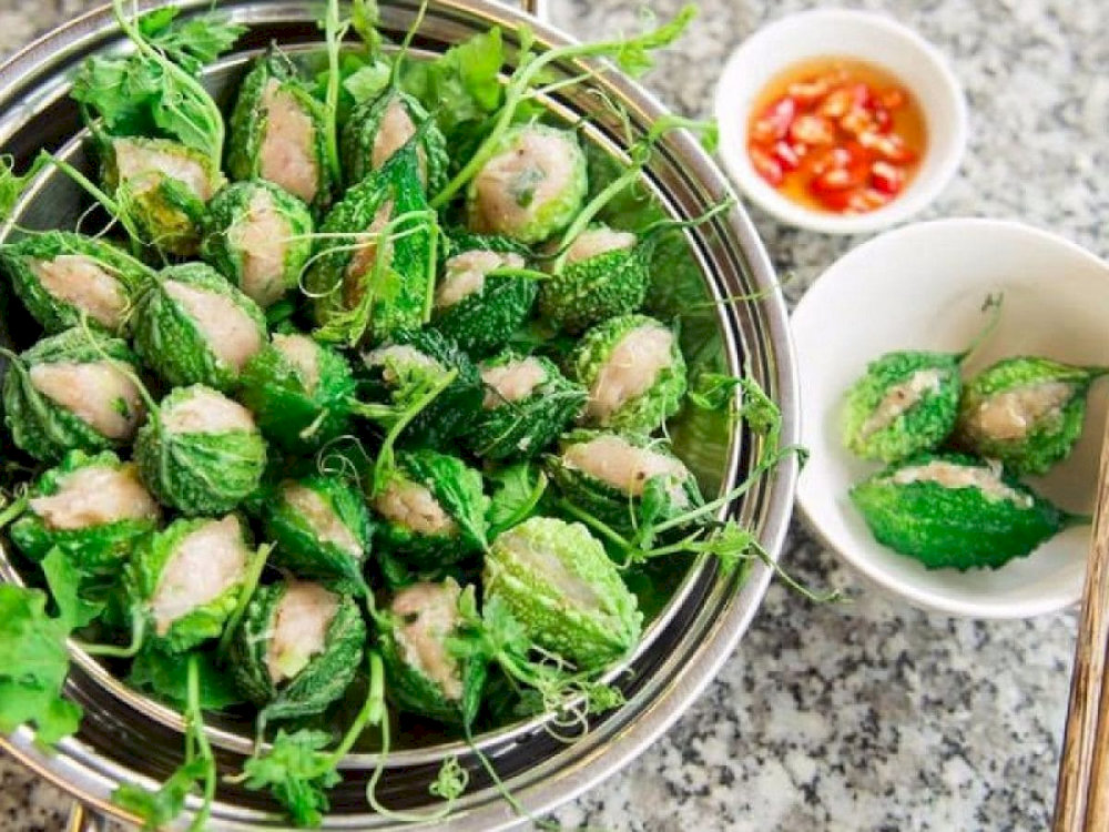 Lẩu khổ qua rừng thanh mát
